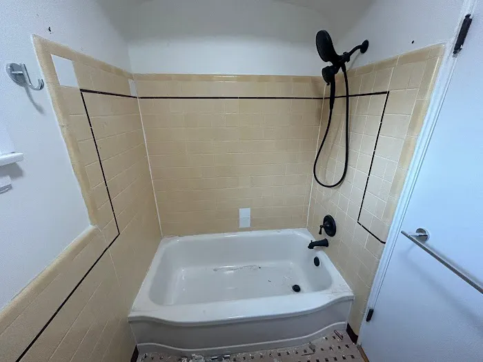 ASAP BathTub Reglazing Picture 10