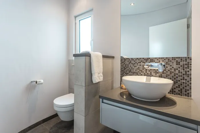 Brilliance Kitchen & Bathroom Remodeling Picture 2