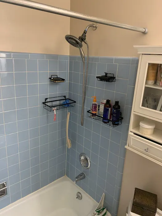 Cincinnati Bathtub & Tile Reglazing, LLC Picture 1