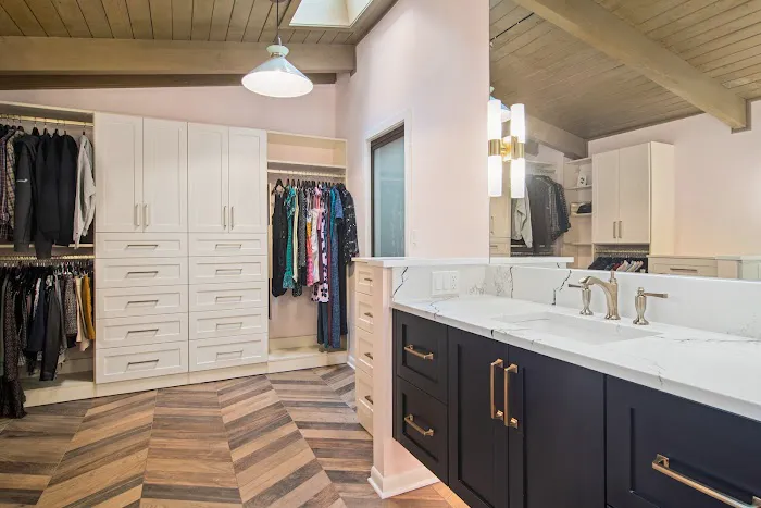 Kitchens & Baths Unlimited Picture 10