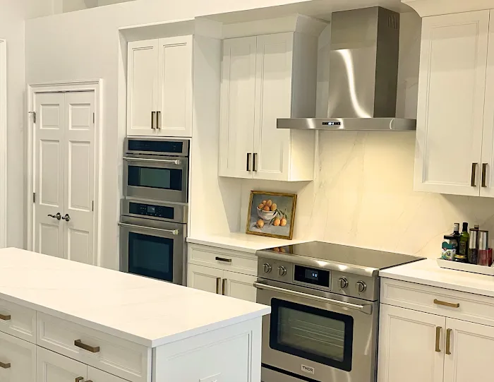 Premier Cabinets and Countertops Picture 2
