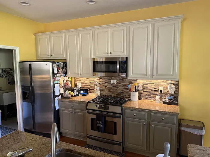 Premier Cabinets and Countertops Picture 1