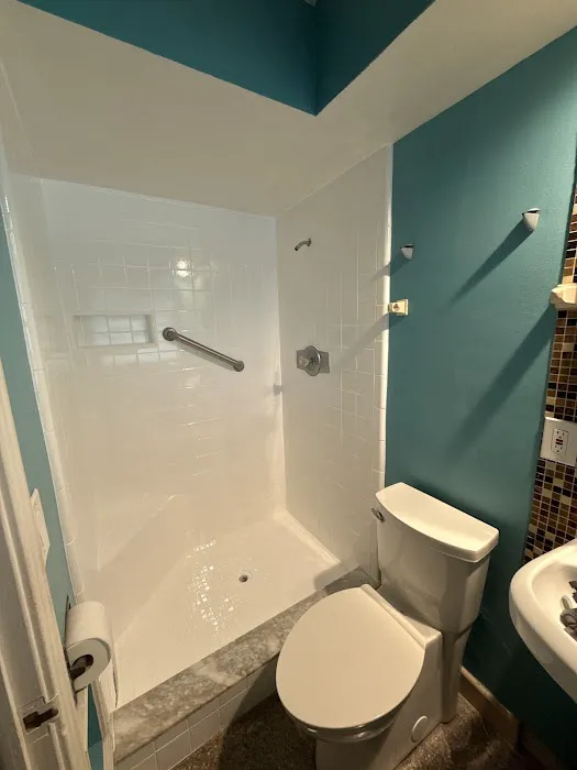 Bath Pro Refinishing Picture 9