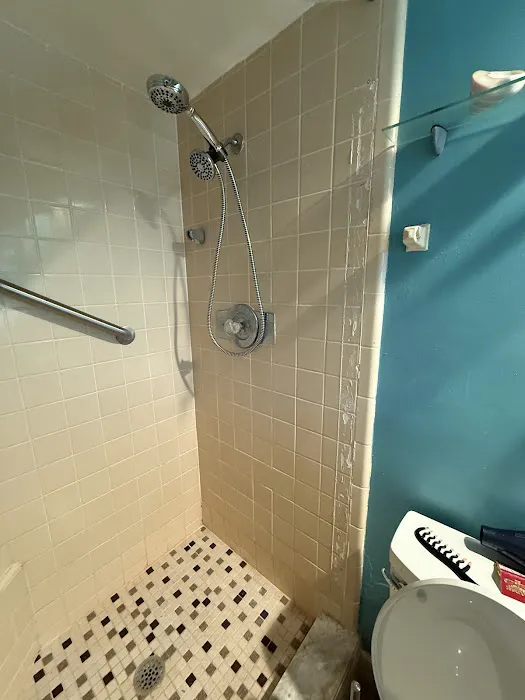 Bath Pro Refinishing Picture 8
