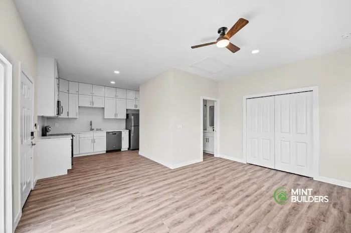 Mint Kitchen & Bath Remodeling Contractors Picture 1
