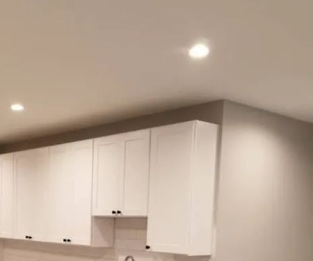 HQ Bathroom Remodeling