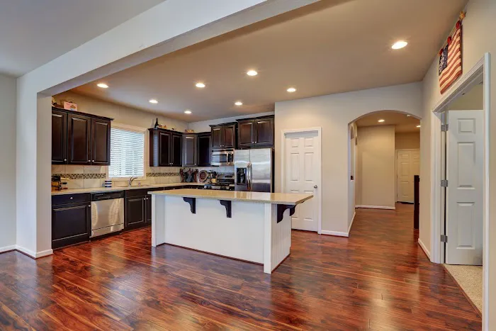 Johnson's Aluminum & Remodeling Inc. Picture 1