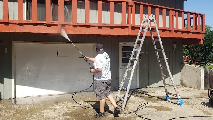 Precise Painting and Restoration Picture 2