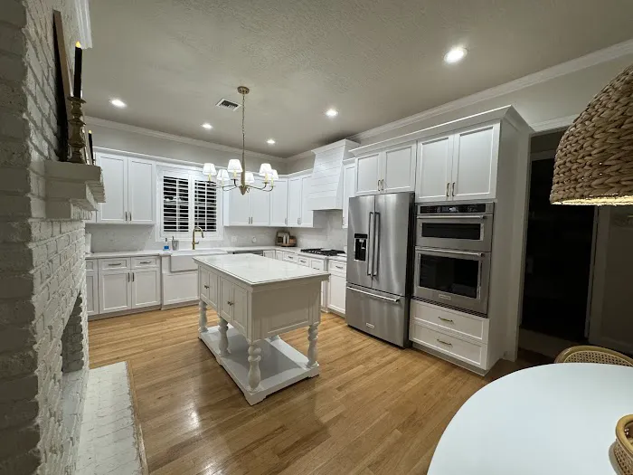 Better Cabinets and Bath Picture 2