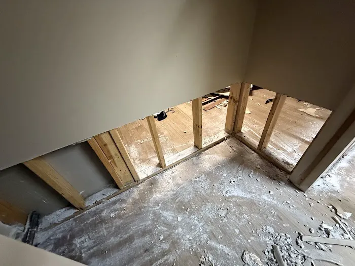 IB FLOORING LLC, HOME RENOVATIONS Picture 3