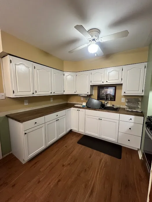 IB FLOORING LLC, HOME RENOVATIONS Picture 1