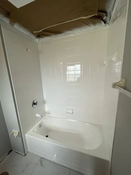 ECR Bathtub refinishing Picture 2