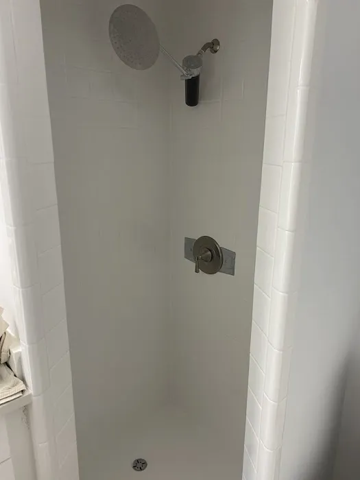 Refinish Bathtub - Bogart int LLC Picture 3
