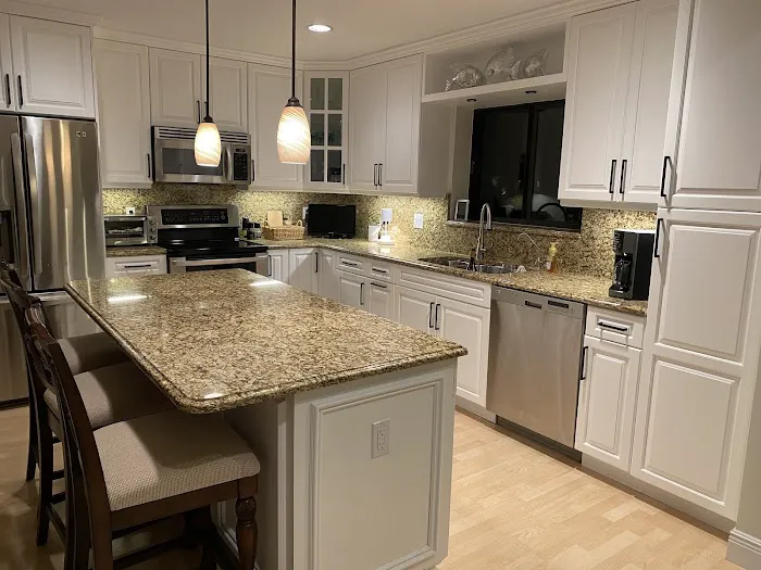 Edgar Kitchen Refinishing Picture 7