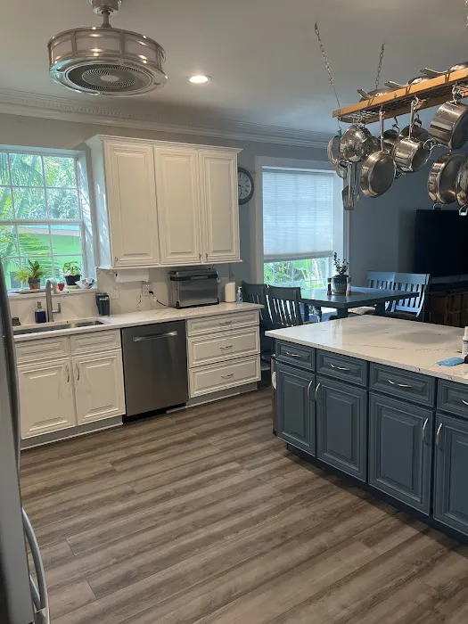 Edgar Kitchen Refinishing Picture 8