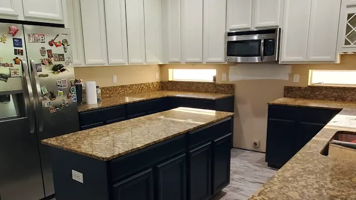 Edgar Kitchen Refinishing Picture 6