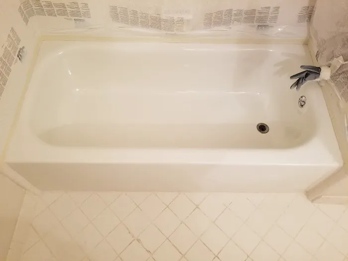 Bathtub Refinishing FL Picture 3