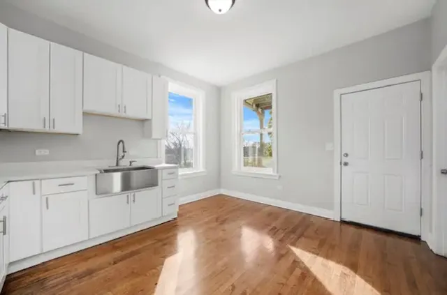 2 Sisters Remodeling Experts Picture 7