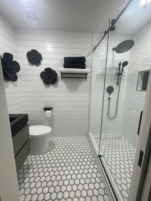 Clearwater Beach Kitchen, Shower, Bathroom, Whole-House Remodeling & Home Renovations Picture 1