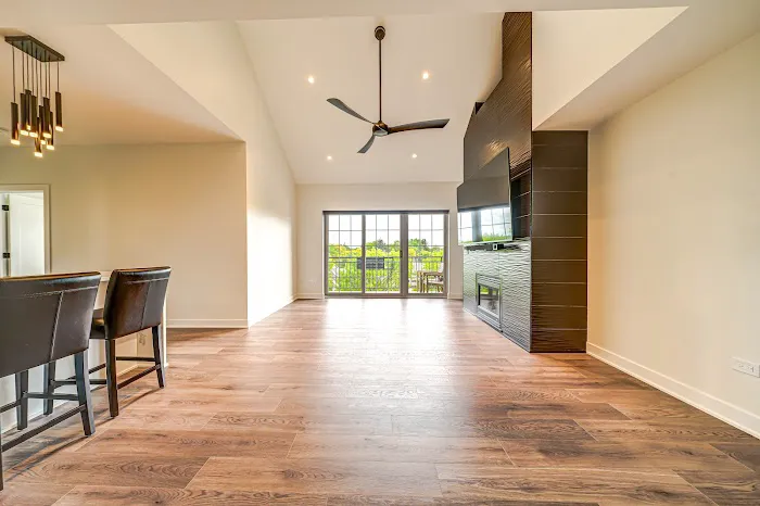ILLINOIS REMODEL Picture 1