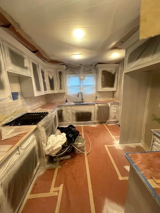 MRPRO Cabinet Refinishing & Painting Picture 3