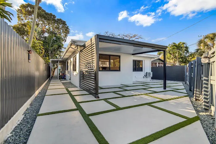 Simple Choice Construction Picture 2