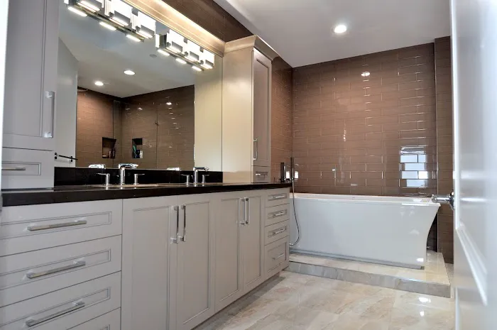 MELTINI Kitchen & Bath Designs Picture 9