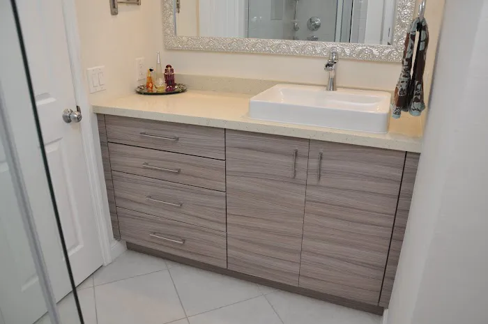 MELTINI Kitchen & Bath Designs Picture 1