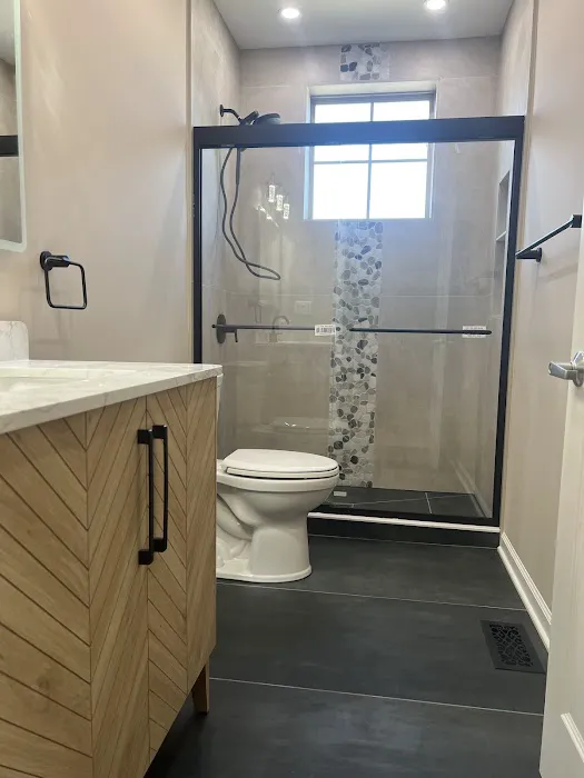 Unique Woodwork Kitchen and Bath LLC Picture 2