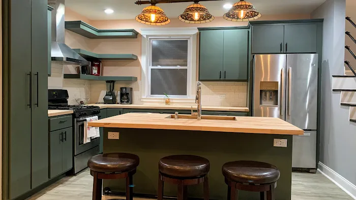 Unique Woodwork Kitchen and Bath LLC Picture 8