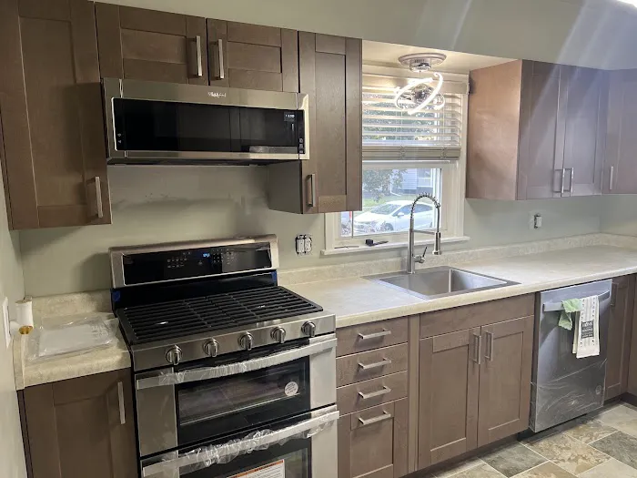 Unique Woodwork Kitchen and Bath LLC Picture 5
