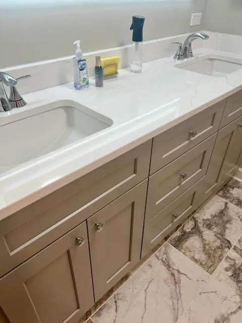 Cabinets Picture 4