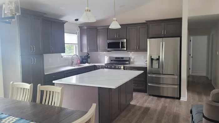 Cabinets Picture 1