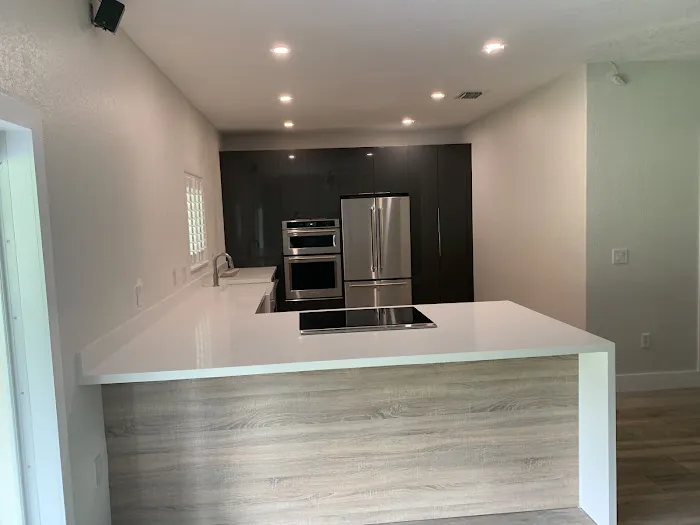 Kitchen and Decor Center Picture 3