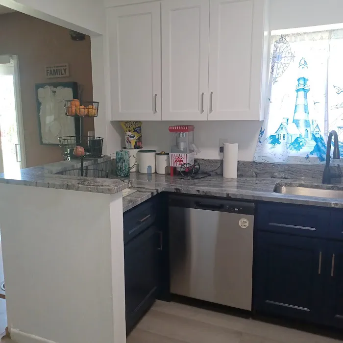 Ramirez Cabinets, Blinds & More... Picture 3