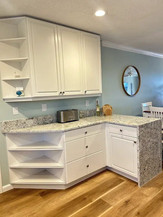 Suncoast Refinishing Inc. Picture 2