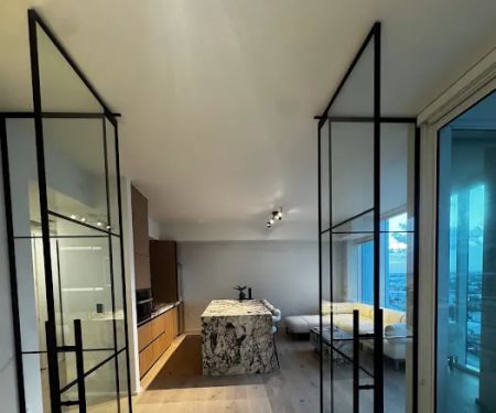 iLux Custom Kitchen and Closets