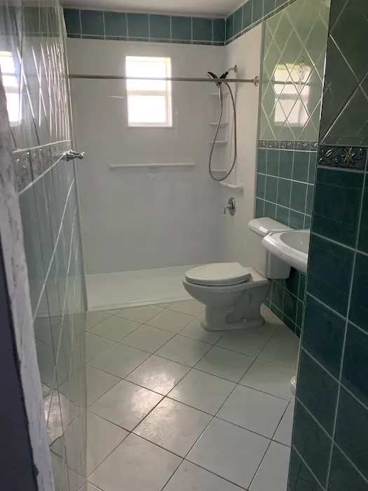 Bath Fitter Picture 1