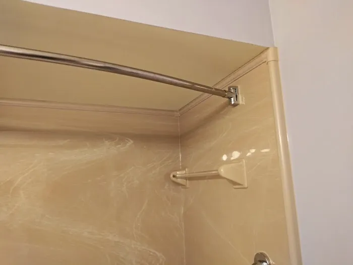 Bath Fitter Picture 6