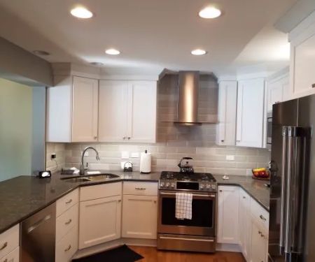 DreamMaker Bath & Kitchen