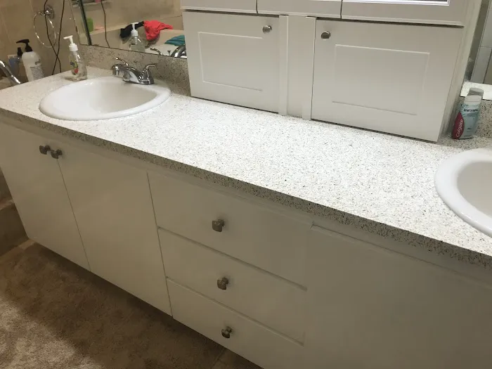Pro bathtub refinishing Picture 3