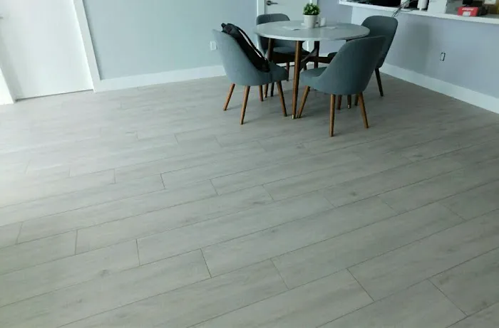 THE MIAMI FLOORS BATHS & VENEERS Picture 4