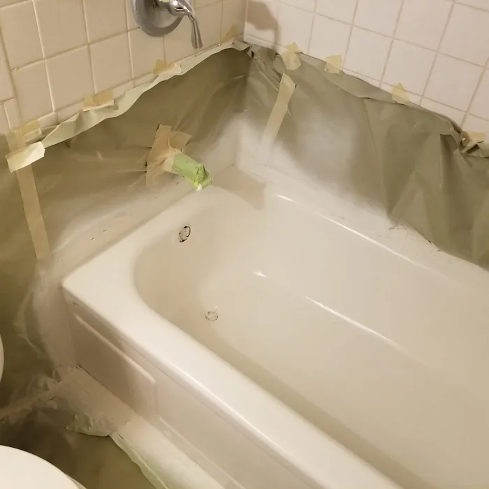 Absolutely Smooth (Expert Shower & Tub Refinishing, Fiberglass, & Crack Repairs) Picture 4