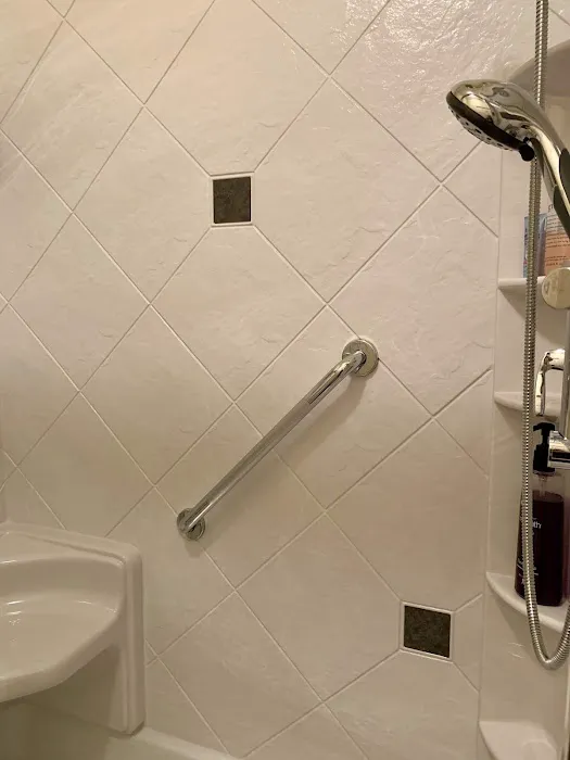 Bath Fitter Picture 8