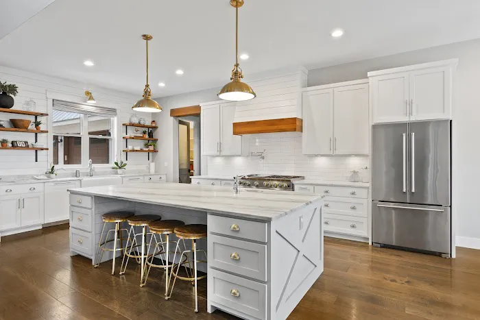 MR Kitchen Cabinets Refacing Picture 6