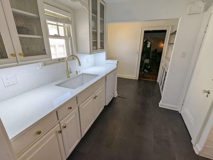 Rise Up Renovations - Kitchen & Bathroom Remodeling Picture 6