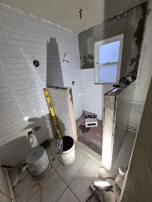 Bathtub & Tile Restorations Picture 2