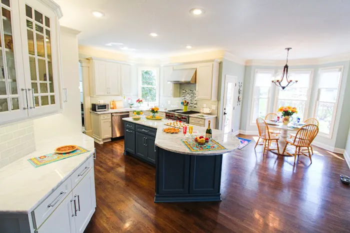 Midwest Kitchens, LLC Picture 9
