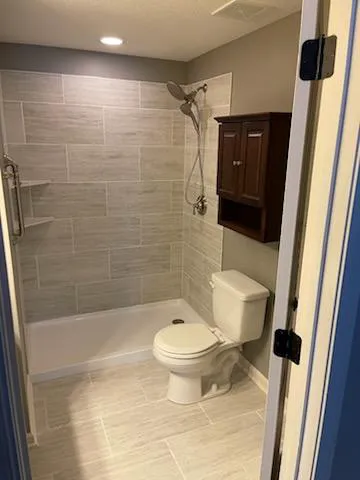 Absolute Painting & Remodeling Picture 2