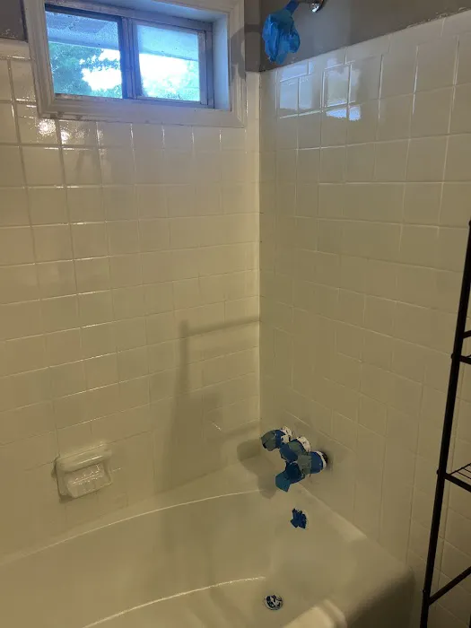 White's Reglaze Picture 6